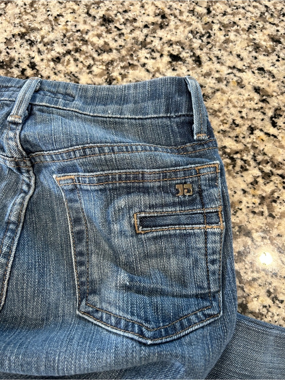 Joe's Jeans women’s high rise in Dark Blue Denim